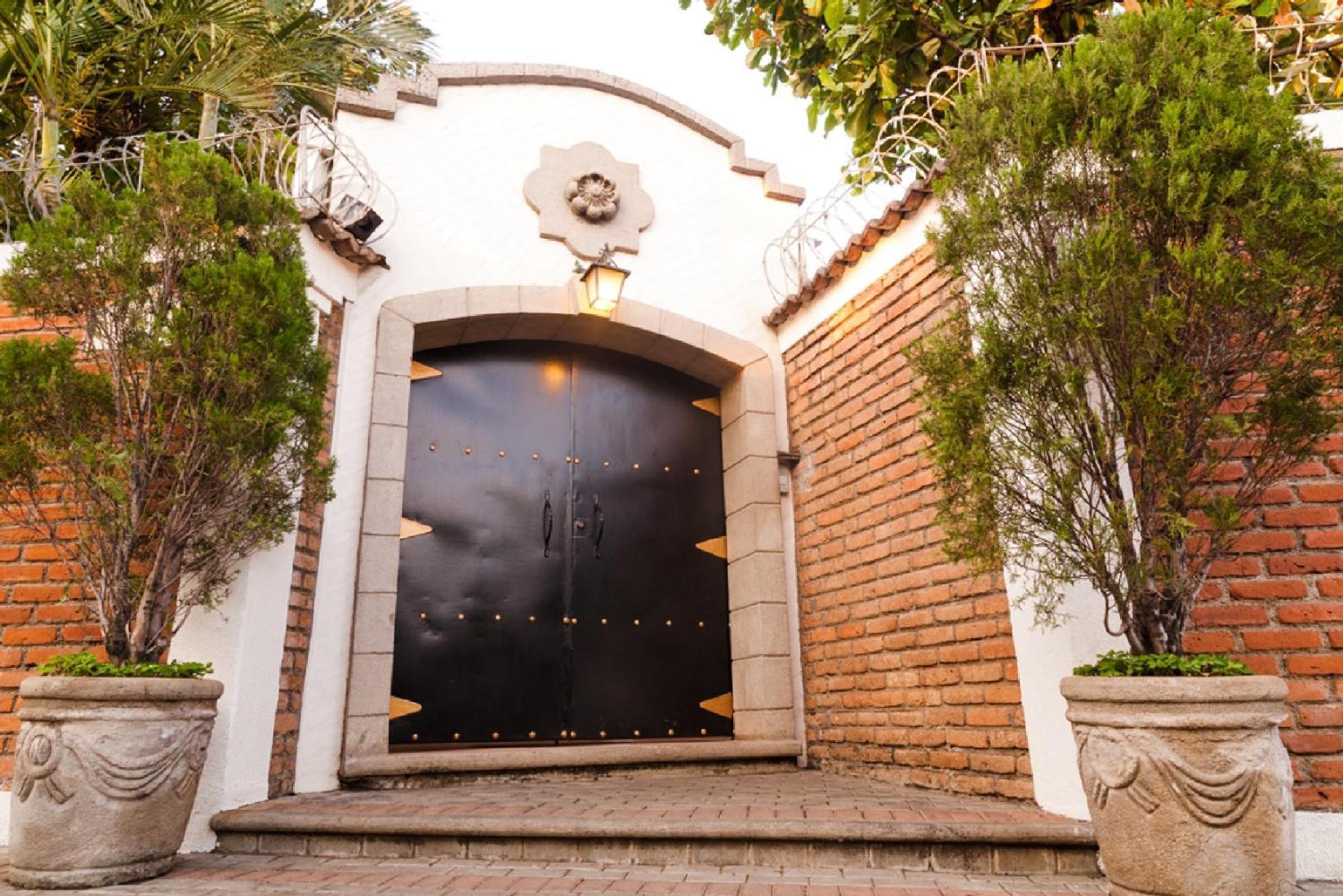 Hotel El Almendro Managua Kültér fotó
