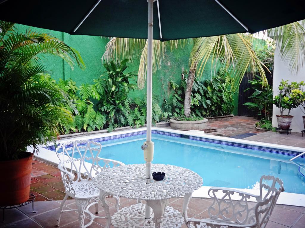 Hotel El Almendro Managua Kültér fotó